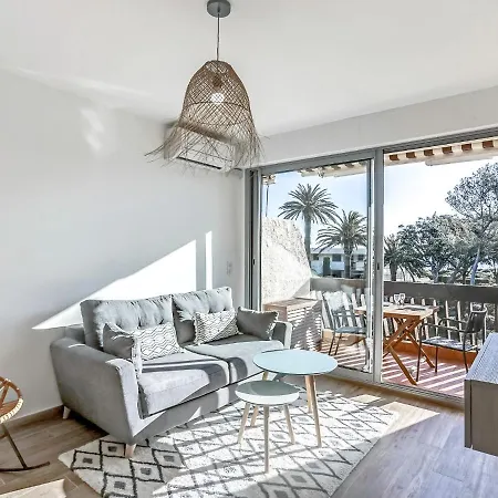 Les Louvans-8 By Interhome